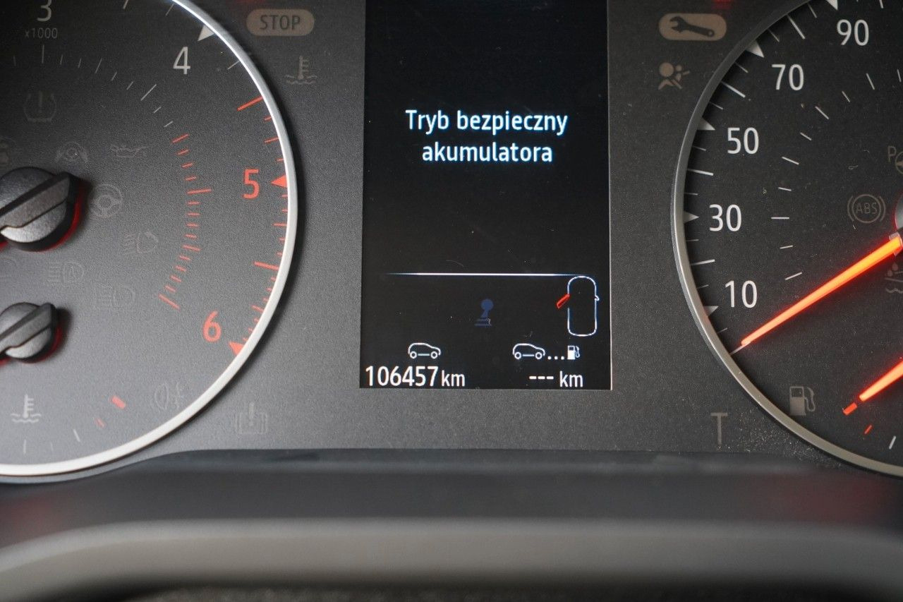 Furgoneta de pasajeros Renault TRAFIC III / BUS / 9 MIEJSC / PIERWSZY WŁAŚCICIE: foto 43 Furgoneta de pasajeros Renault TRAFIC III / BUS / 9 MIEJSC / PIERWSZY WŁAŚCICIE: foto 43