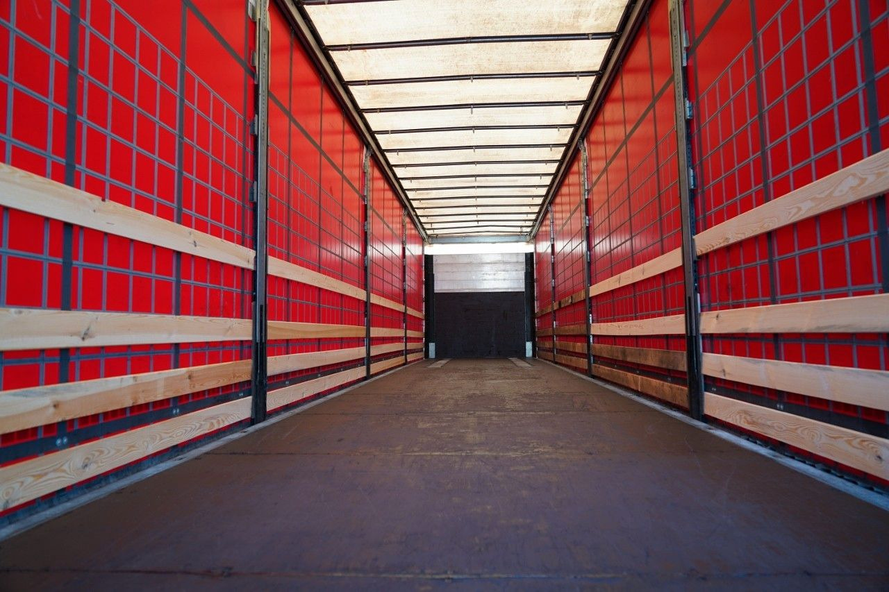 Semirremolque lona Schmitz Cargobull FIRANKA / STANDARD / 2x OŚ PODNOSZONA / WINDA /: foto 11 Semirremolque lona Schmitz Cargobull FIRANKA / STANDARD / 2x OŚ PODNOSZONA / WINDA /: foto 11