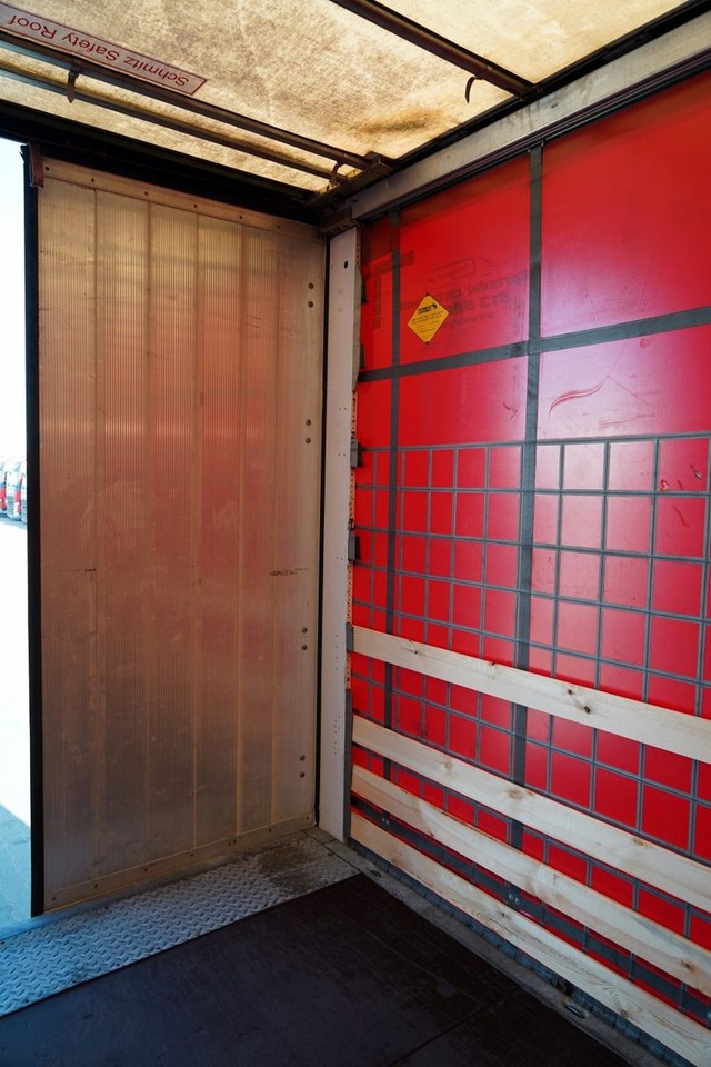 Semirremolque lona Schmitz Cargobull FIRANKA / STANDARD / 2x OŚ PODNOSZONA / WINDA /: foto 13 Semirremolque lona Schmitz Cargobull FIRANKA / STANDARD / 2x OŚ PODNOSZONA / WINDA /: foto 13