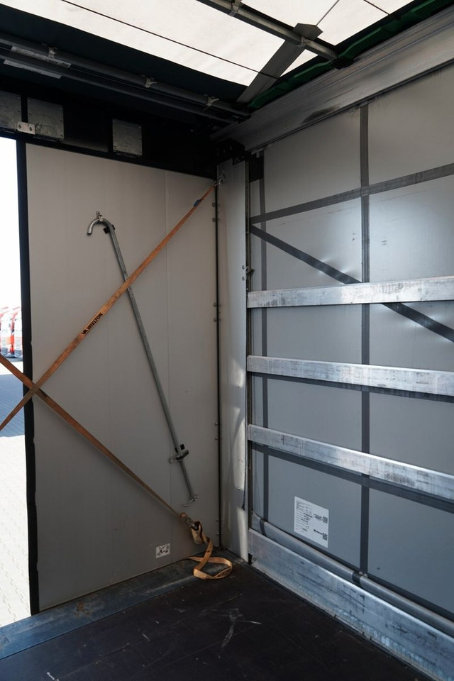 Semirremolque lona Wielton FIRANKA / STANDARD / OŚ PODNOSZONA / DACH PODNO: foto 20 Semirremolque lona Wielton FIRANKA / STANDARD / OŚ PODNOSZONA / DACH PODNO: foto 20