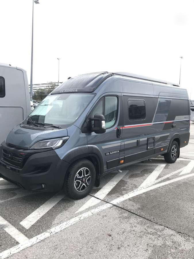 ADRIA Twin Sport 640 SG - Cámper: foto 1 ADRIA Twin Sport 640 SG - Cámper: foto 1