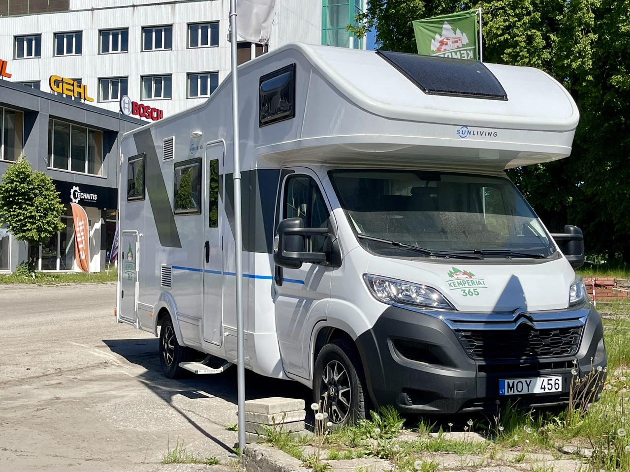 SUN LIVING A 75DP - Autocaravana capuchina: foto 2 SUN LIVING A 75DP - Autocaravana capuchina: foto 2