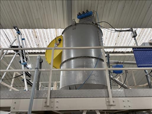 NNP 1000Kg Bulk hopper - Maquinaria de alimentación: foto 2 NNP 1000Kg Bulk hopper - Maquinaria de alimentación: foto 2
