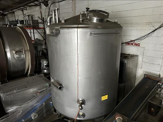 NNP 2004 5000l holding tanks - Maquinaria de alimentación: foto 2 NNP 2004 5000l holding tanks - Maquinaria de alimentación: foto 2