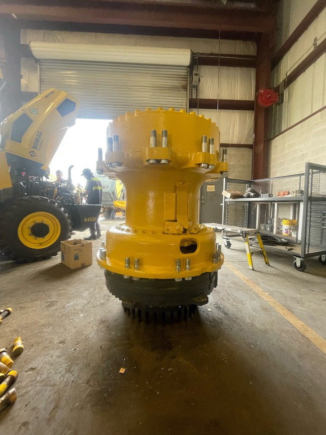 KOMATSU HD785-7 final drive - Mando final para Camión: foto 2 KOMATSU HD785-7 final drive - Mando final para Camión: foto 2