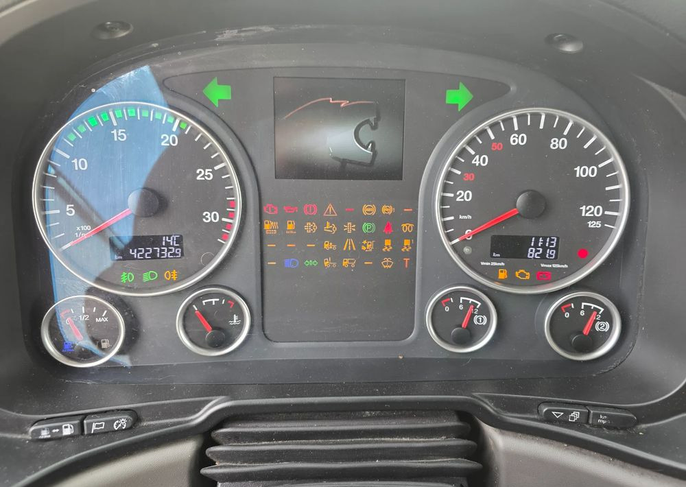 MAN TGM 15.250 /18.250 /FIRANKA / RAMA DO ZABUDOWY / WYWROTKA / HAKOWIEC / MANUALNA - Camión lona: foto 5 MAN TGM 15.250 /18.250 /FIRANKA / RAMA DO ZABUDOWY / WYWROTKA / HAKOWIEC / MANUALNA - Camión lona: foto 5