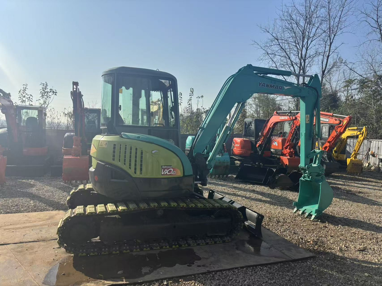 YANMAR VIO40 - Miniexcavadora: foto 1 YANMAR VIO40 - Miniexcavadora: foto 1