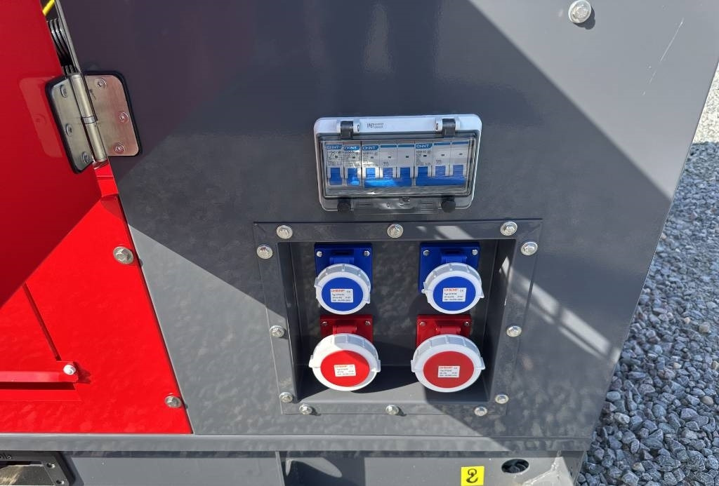 Ashita LG175 - Generador industriale: foto 3 Ashita LG175 - Generador industriale: foto 3