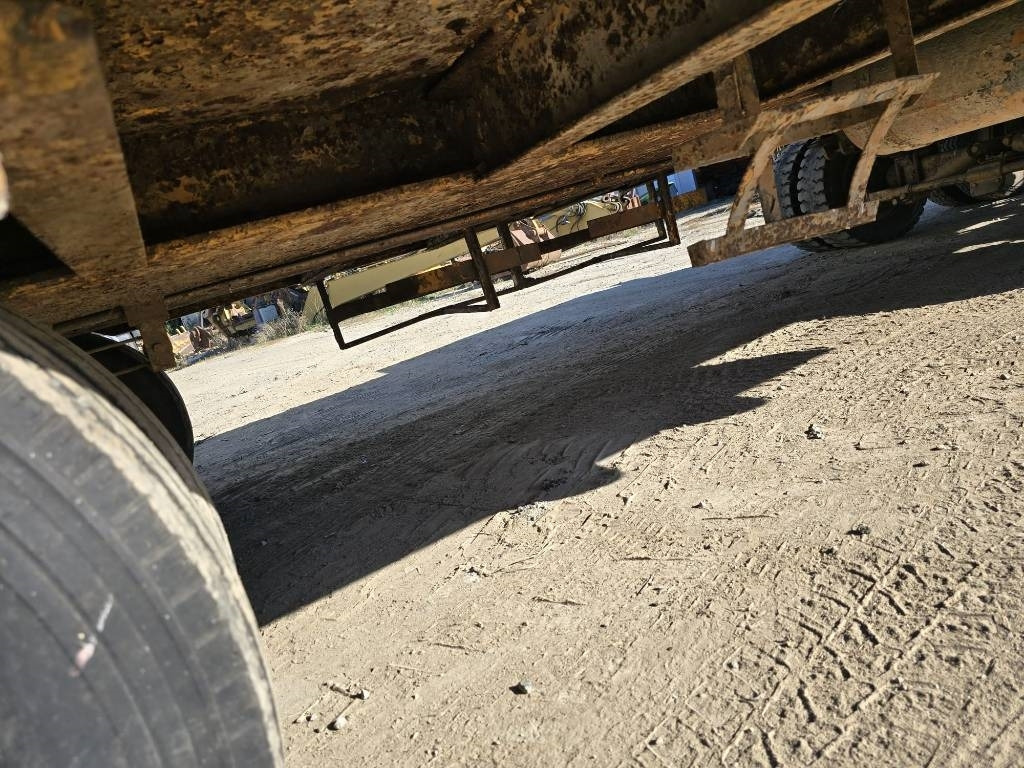 Bertoja 3 - Semirremolque góndola rebajadas: foto 4 Bertoja 3 - Semirremolque góndola rebajadas: foto 4