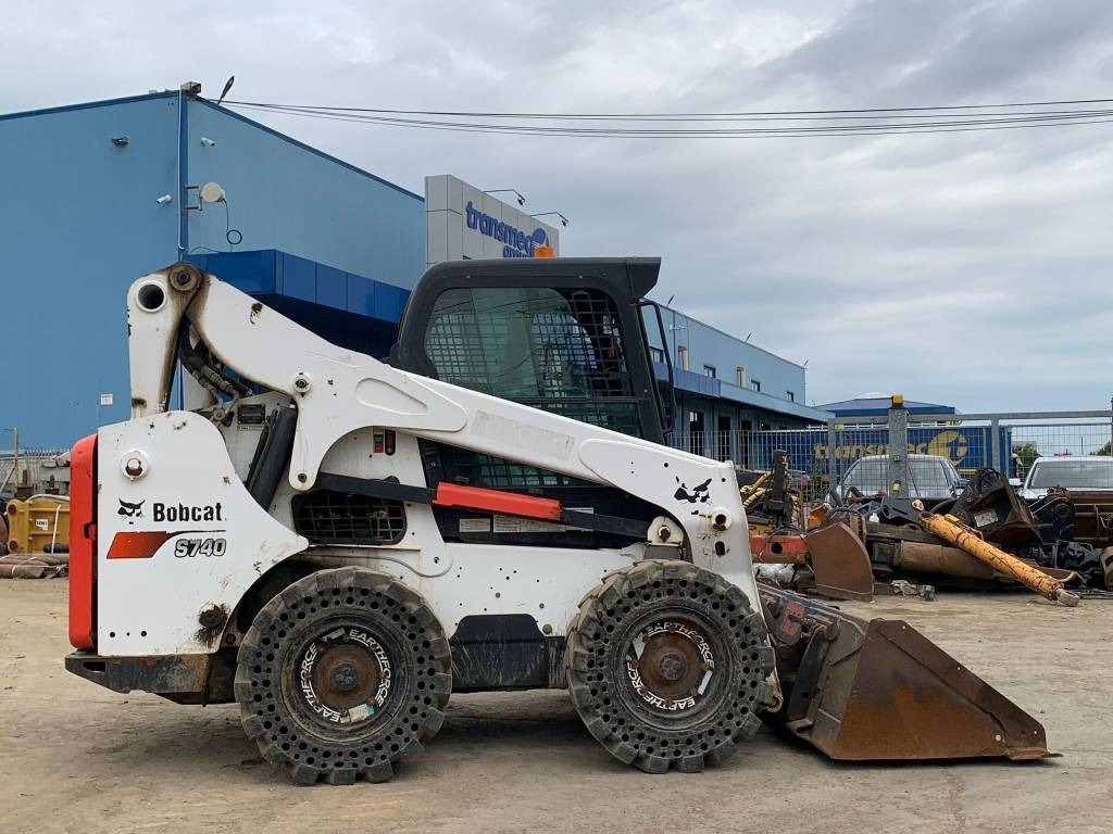 Minicargadora Bobcat S 740: foto 7 Minicargadora Bobcat S 740: foto 7