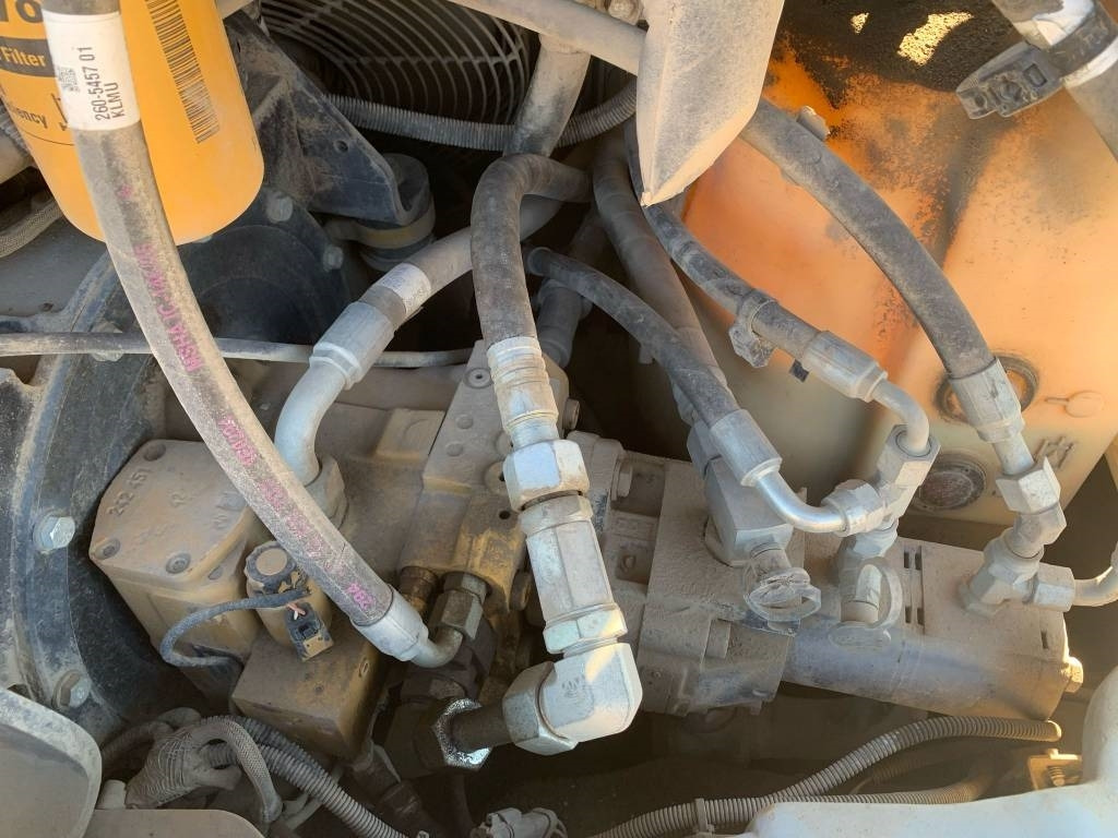 Cargadora de ruedas CAT 908H: foto 12 Cargadora de ruedas CAT 908H: foto 12