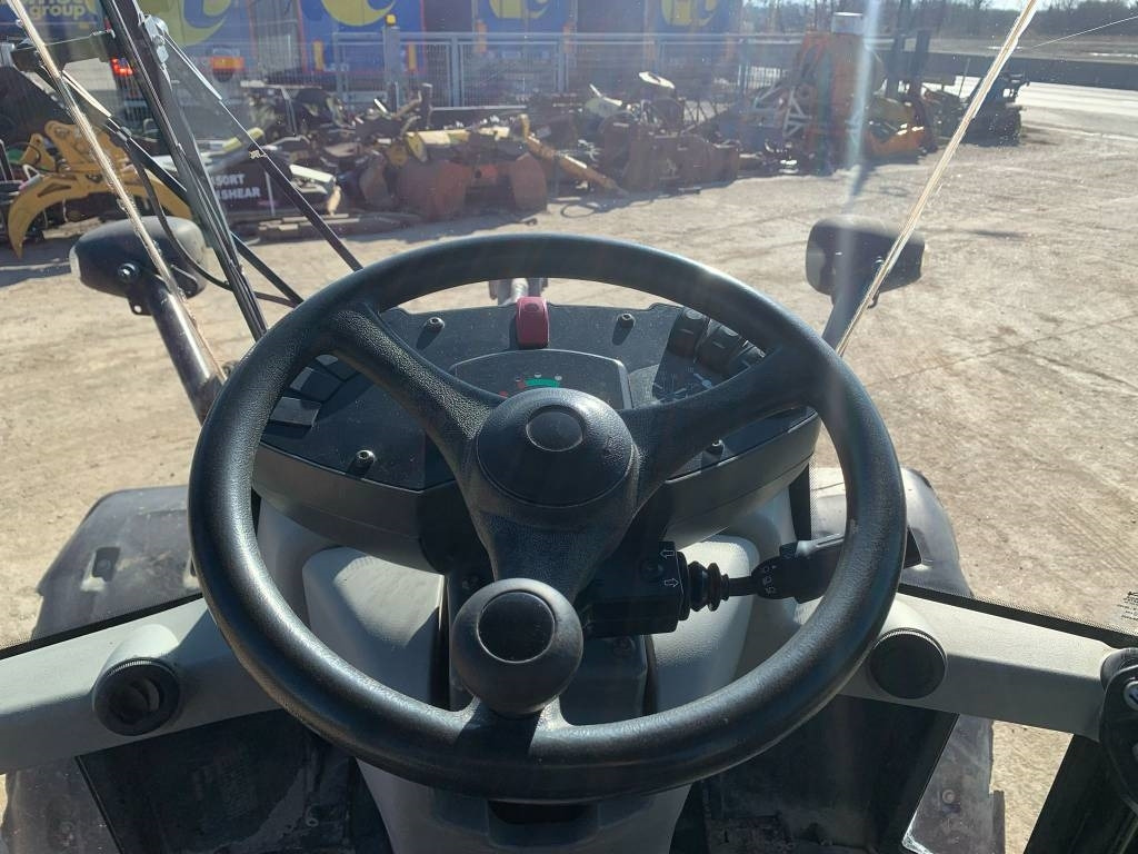 Cargadora de ruedas CAT 908H: foto 15 Cargadora de ruedas CAT 908H: foto 15