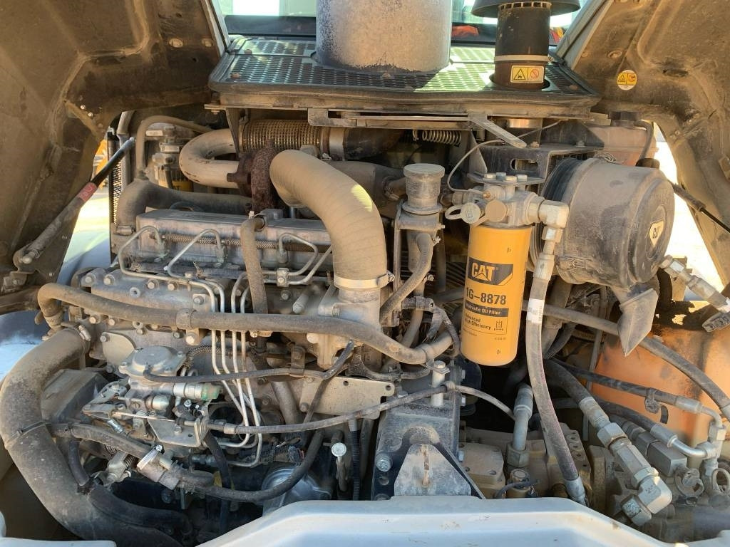 Cargadora de ruedas CAT 908H: foto 10 Cargadora de ruedas CAT 908H: foto 10