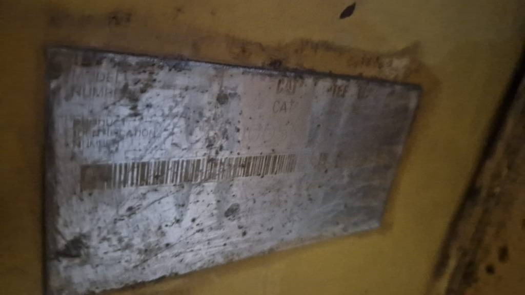 CAT D5 FOR PARTS - Bulldozer: foto 4 CAT D5 FOR PARTS - Bulldozer: foto 4