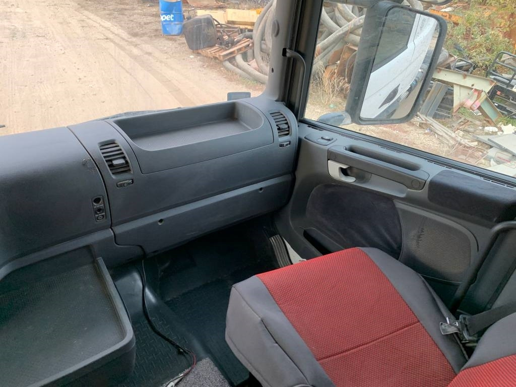 Cabeza tractora Scania R 420: foto 10