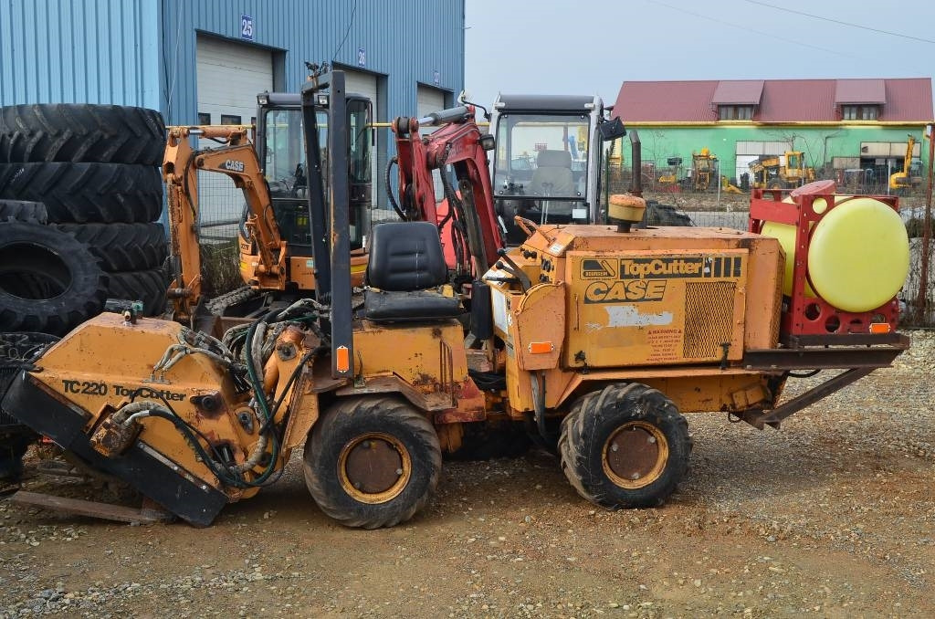 Case TC220 - Construcción de carreteras: foto 1 Case TC220 - Construcción de carreteras: foto 1