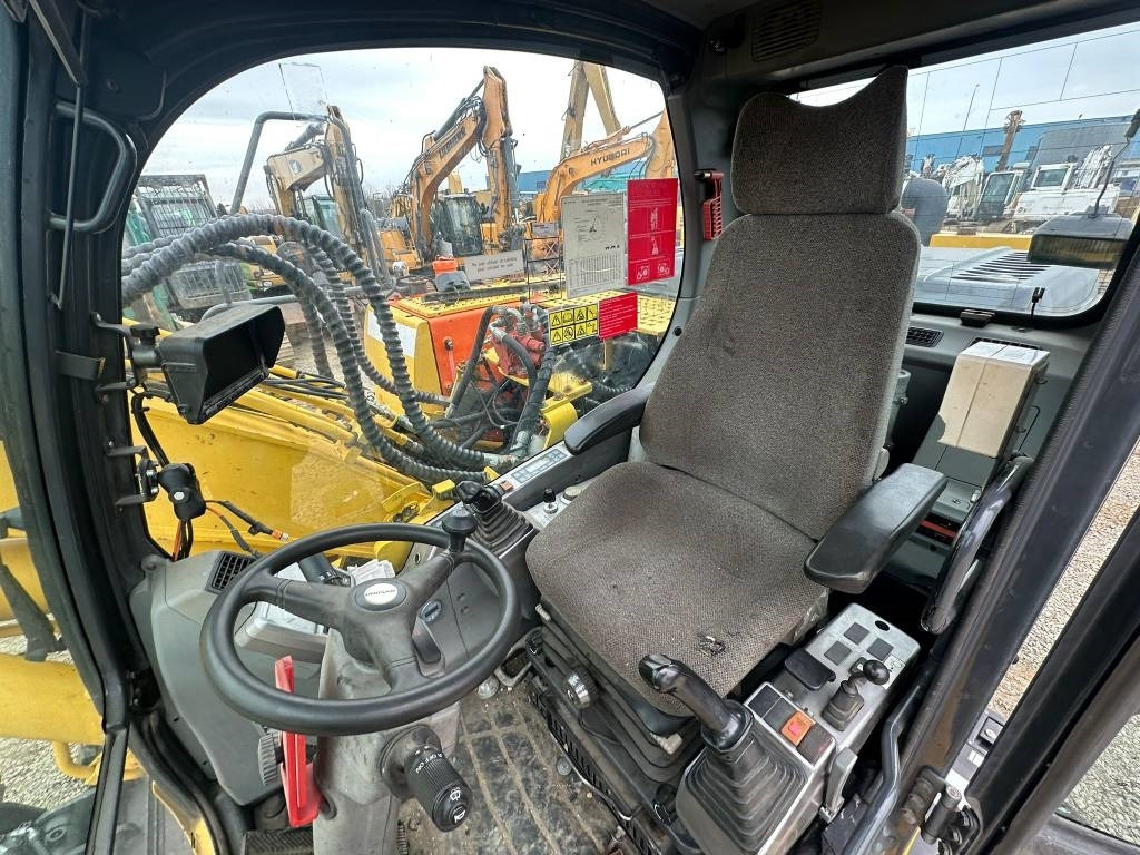 Excavadora de ruedas Doosan DX 160 WR: foto 8 Excavadora de ruedas Doosan DX 160 WR: foto 8