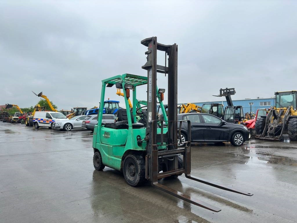 Mitsubishi FD15 - Carretilla elevadora diésel: foto 2 Mitsubishi FD15 - Carretilla elevadora diésel: foto 2