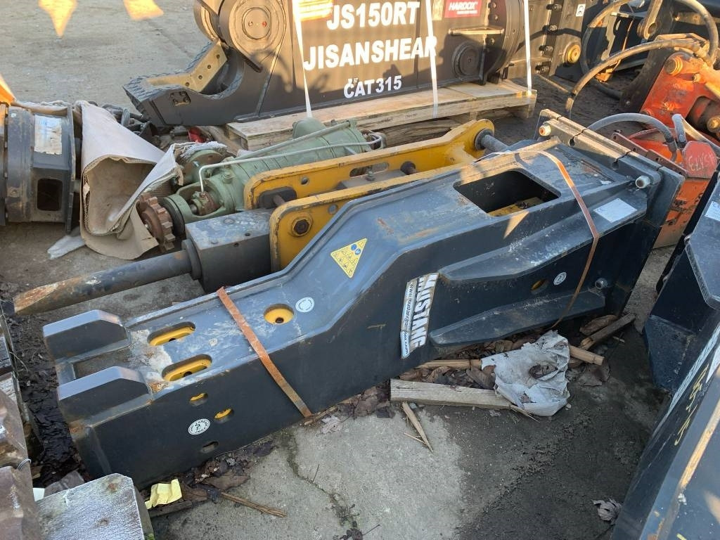 Mustang HM1300 - Martillo hidráulico para Maquinaria de construcción: foto 1 Mustang HM1300 - Martillo hidráulico para Maquinaria de construcción: foto 1