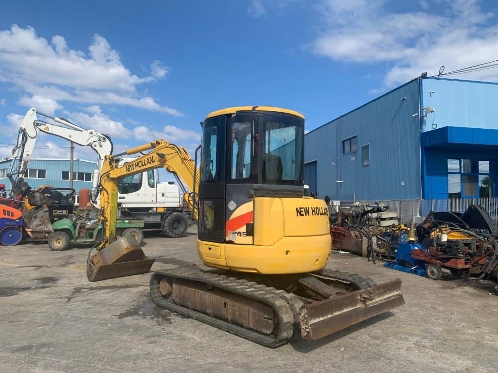 Miniexcavadora New Holland EH 45: foto 7