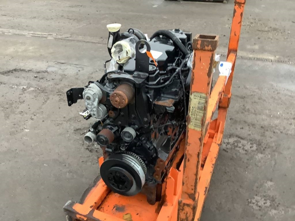 New Holland F4DFE613J*A0002 - Motor para Maquinaria de construcción: foto 2 New Holland F4DFE613J*A0002 - Motor para Maquinaria de construcción: foto 2