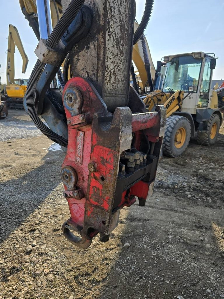 OilQuick OQ70-55 Quick Coupler - Acoplamiento rápido: foto 1 OilQuick OQ70-55 Quick Coupler - Acoplamiento rápido: foto 1