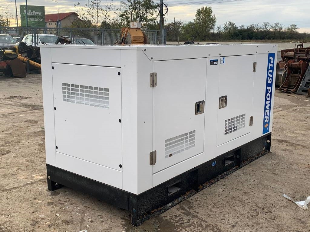 Plus Power GF2-100 - Generador industriale: foto 4 Plus Power GF2-100 - Generador industriale: foto 4