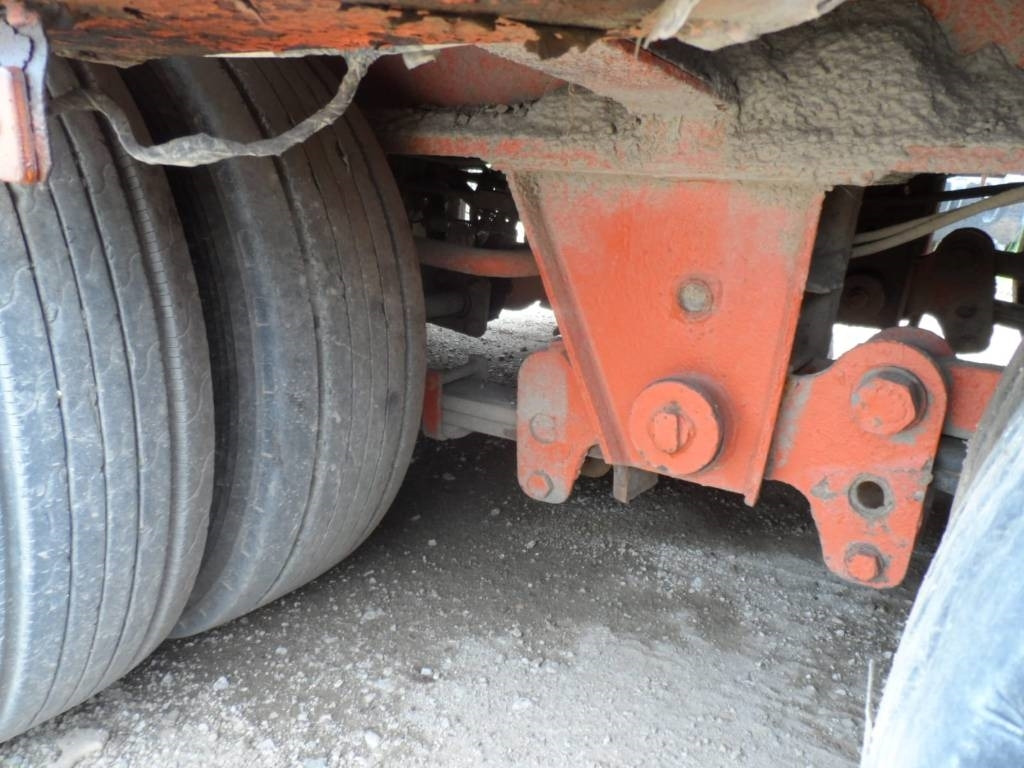 UMM RJ 40 - Semirremolque góndola rebajadas: foto 2 UMM RJ 40 - Semirremolque góndola rebajadas: foto 2