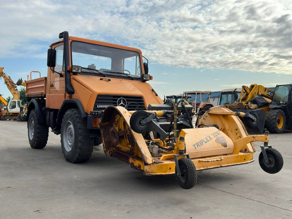 Mercedes-Benz Unimog 408/10 - Vehículo municipal: foto 5 Mercedes-Benz Unimog 408/10 - Vehículo municipal: foto 5