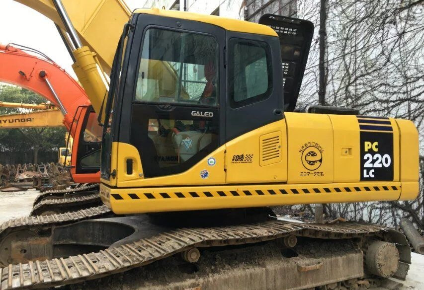 Komatsu PC220-7 - Miniexcavadora: foto 3 Komatsu PC220-7 - Miniexcavadora: foto 3