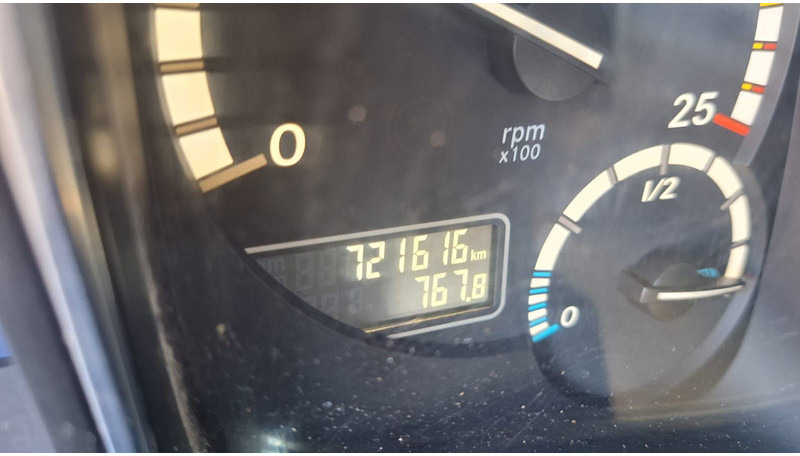 Cabeza tractora Mercedes-Benz 1851Actros 4 2-Achser SZM: foto 7