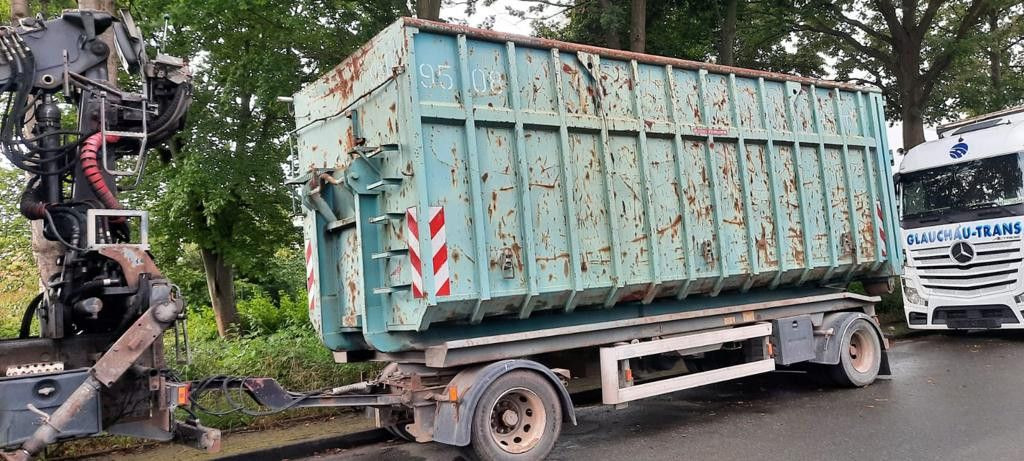 Hüffermann HAR 1870 ohne container - Remolque multilift/ Portacontenedores de cadenas: foto 3 Hüffermann HAR 1870 ohne container - Remolque multilift/ Portacontenedores de cadenas: foto 3