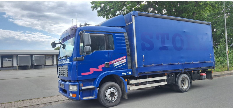 MAN 12.250 TGM - Camión lona: foto 1 MAN 12.250 TGM - Camión lona: foto 1