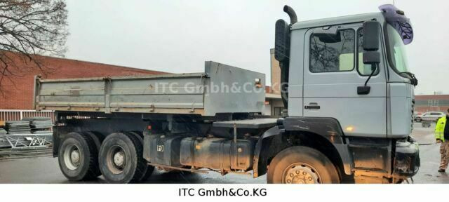 MAN 33.360K 6x4 Blatt/Blatt AP-Achse - Camión volquete: foto 4 MAN 33.360K 6x4 Blatt/Blatt AP-Achse - Camión volquete: foto 4