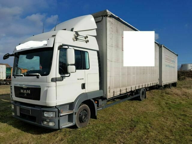 MAN TGL8.240 G.Haus/2xBett Klima AHK - Furgoneta con lona: foto 2 MAN TGL8.240 G.Haus/2xBett Klima AHK - Furgoneta con lona: foto 2