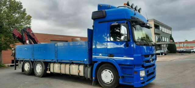 Mercedes-Benz 2544 Pritsche mit Kran Hiab XS am Heck - Camión caja abierta, Camión grúa: foto 2 Mercedes-Benz 2544 Pritsche mit Kran Hiab XS am Heck - Camión caja abierta, Camión grúa: foto 2