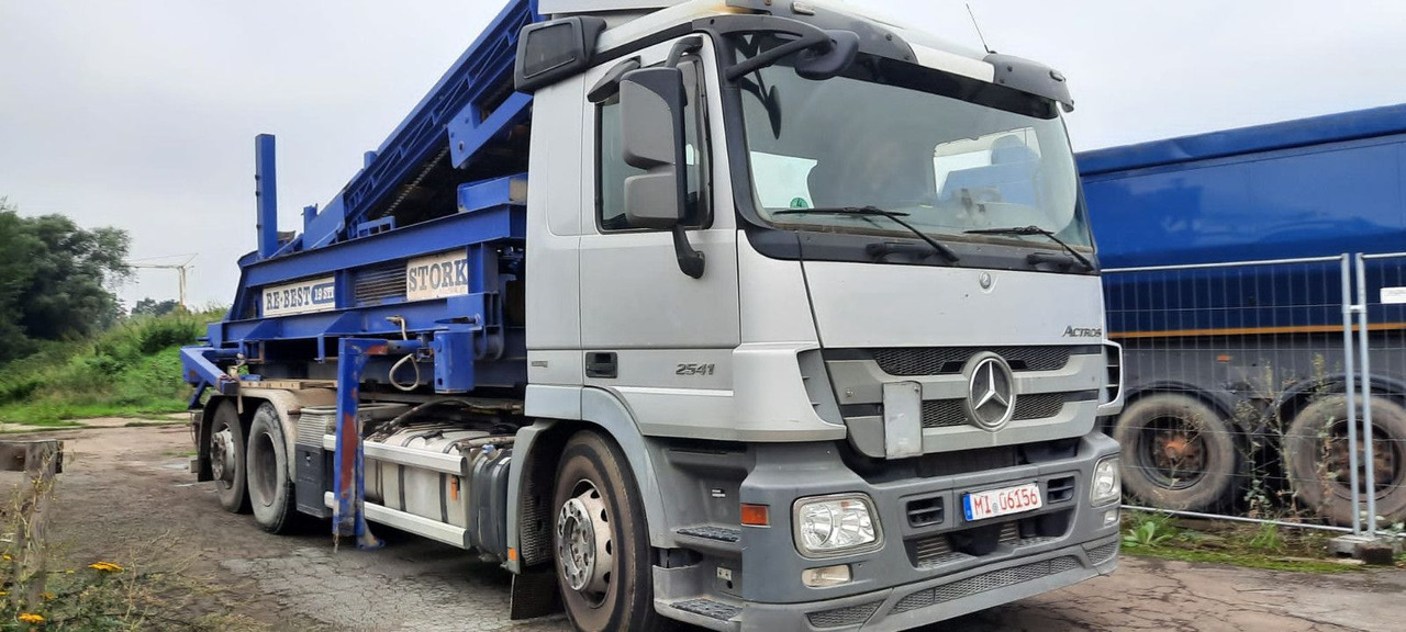 Mercedes-Benz 2641K 6x2 Abroller Klima - Camión multibasculante: foto 2 Mercedes-Benz 2641K 6x2 Abroller Klima - Camión multibasculante: foto 2