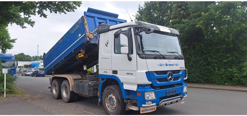 Camión volquete Mercedes-Benz Actros 2646: foto 1