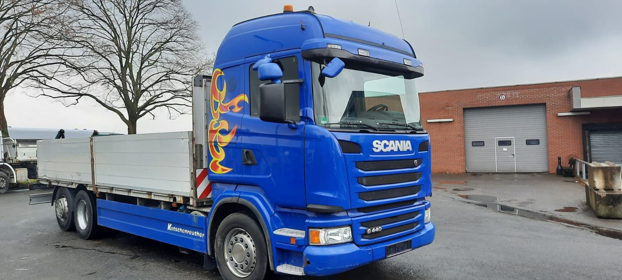 Scania G440 Pritsche 6x2 Kran am Heck vor. - Camión caja abierta, Camión grúa: foto 2 Scania G440 Pritsche 6x2 Kran am Heck vor. - Camión caja abierta, Camión grúa: foto 2