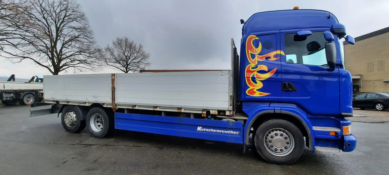 Scania G440 Pritsche 6x2 Kran am Heck vor. - Camión caja abierta, Camión grúa: foto 3 Scania G440 Pritsche 6x2 Kran am Heck vor. - Camión caja abierta, Camión grúa: foto 3