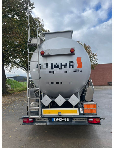 Schrader - Semirremolque cisterna: foto 3 Schrader - Semirremolque cisterna: foto 3