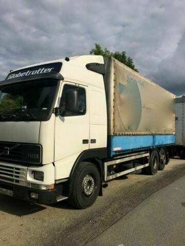 Volvo FH12-420 Euro:4Plane Spriegel mit LBW 3000kg - Camión lona: foto 1 Volvo FH12-420 Euro:4Plane Spriegel mit LBW 3000kg - Camión lona: foto 1