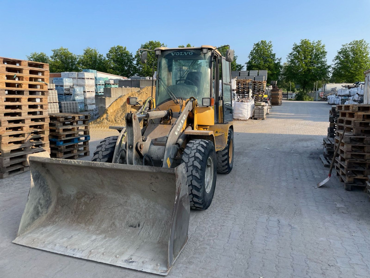 Volvo L30G - Cargadora de ruedas: foto 1 Volvo L30G - Cargadora de ruedas: foto 1