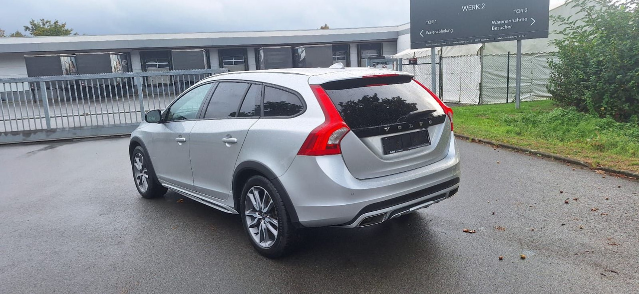 Volvo V60 Cross Country Summum AWD - Coche: foto 5 Volvo V60 Cross Country Summum AWD - Coche: foto 5