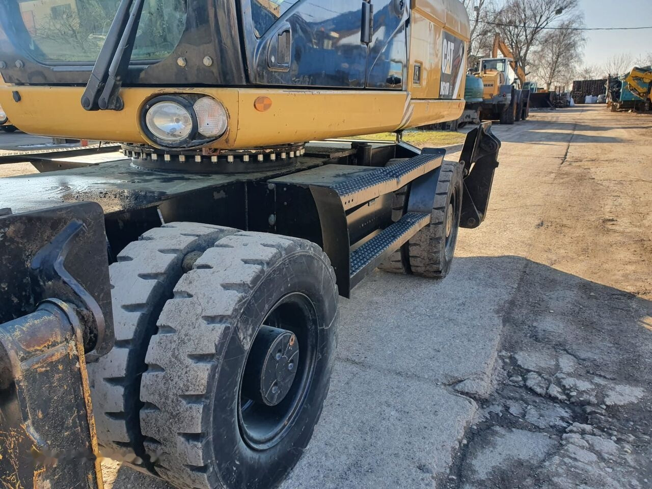 Manipulador de materiales Caterpillar 318 D MH: foto 17