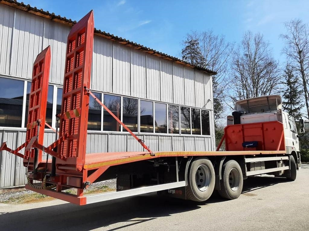 DAF 85.410 6X2 CAR TRANSPORTER - Camión portavehículos: foto 3 DAF 85.410 6X2 CAR TRANSPORTER - Camión portavehículos: foto 3