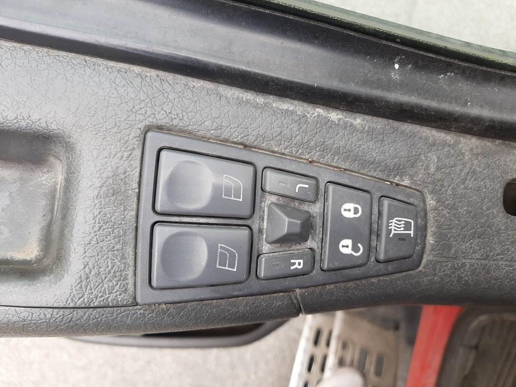 Camión multibasculante Volvo FM12 460 6X2 JOAB 338kW: foto 13 Camión multibasculante Volvo FM12 460 6X2 JOAB 338kW: foto 13