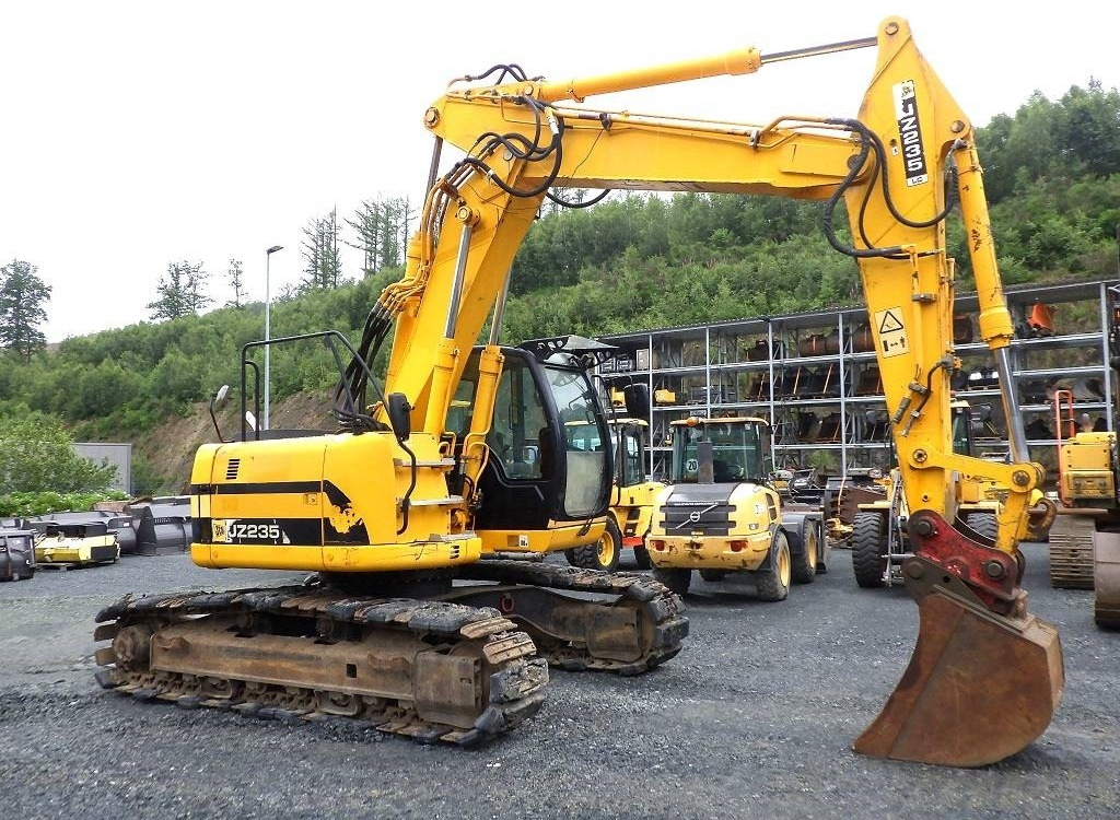 JCB JZ 235 LC - Excavadora de cadenas: foto 2 JCB JZ 235 LC - Excavadora de cadenas: foto 2