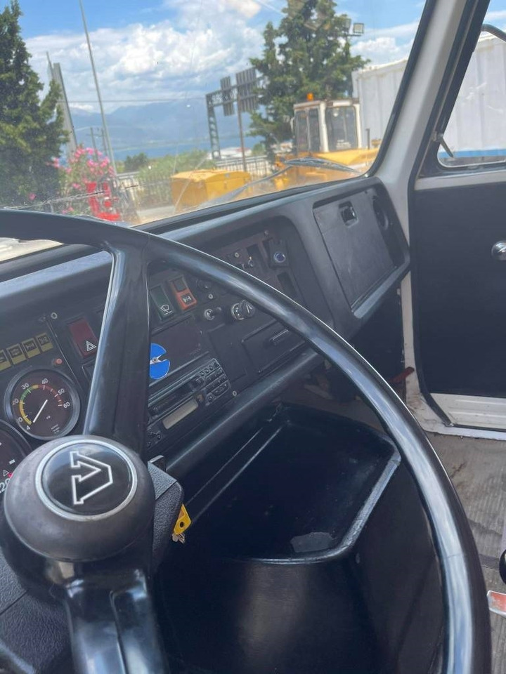 Camión volquete Volvo N10 ST: foto 17 Camión volquete Volvo N10 ST: foto 17