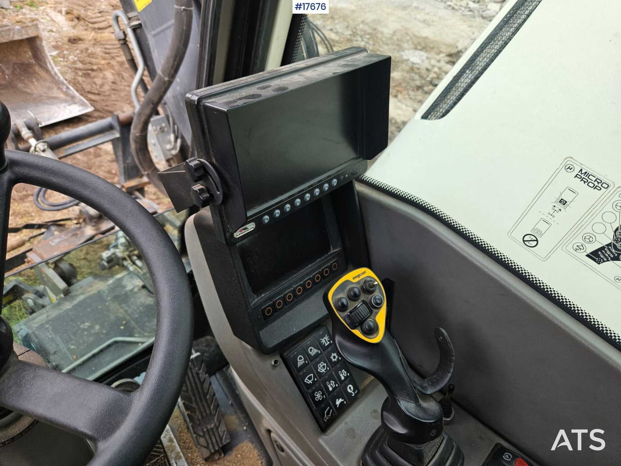 Excavadora de ruedas 2017 Schaeff TW 110: foto 14 Excavadora de ruedas 2017 Schaeff TW 110: foto 14